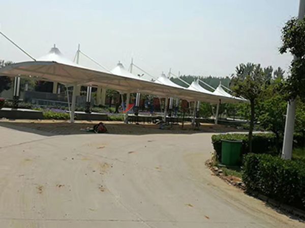 山東青島膜結(jié)構(gòu)充電樁車(chē)棚【生產(chǎn)廠(chǎng)家】