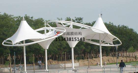十堰開封<font color='red'>張拉膜結構</font>景觀小品