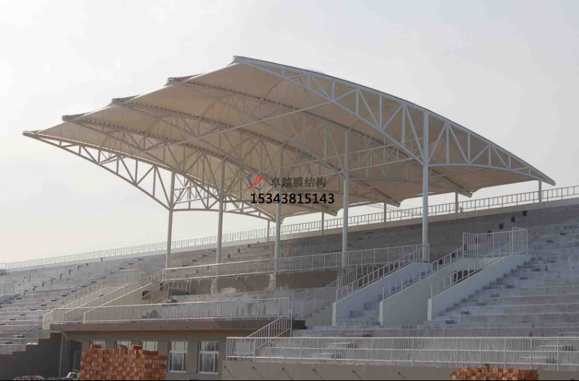 西峽體育公園膜結(jié)構【看臺雨棚】門球場案例