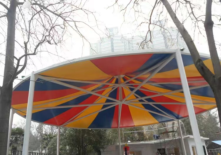 炎炎夏日，游樂場遮陽棚引領(lǐng)清涼潮流