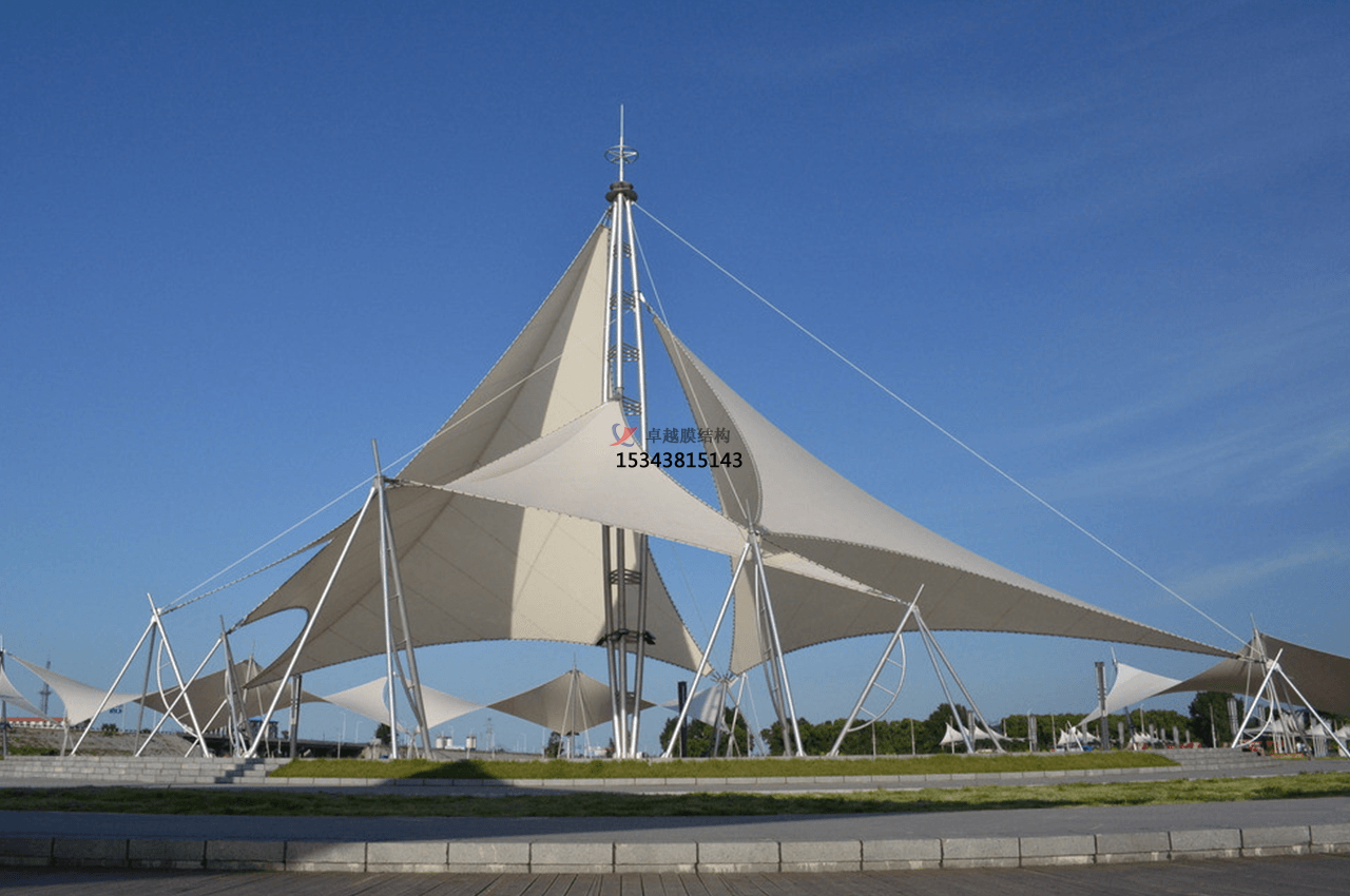 許昌膜結(jié)構(gòu)體育看臺(tái)、停車棚膜材廠家