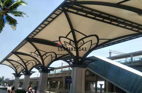 <font color='red'>張拉膜結(jié)構(gòu)</font>遮陽(yáng)雨棚能抵抗多少級(jí)臺(tái)風(fēng)暴雨？