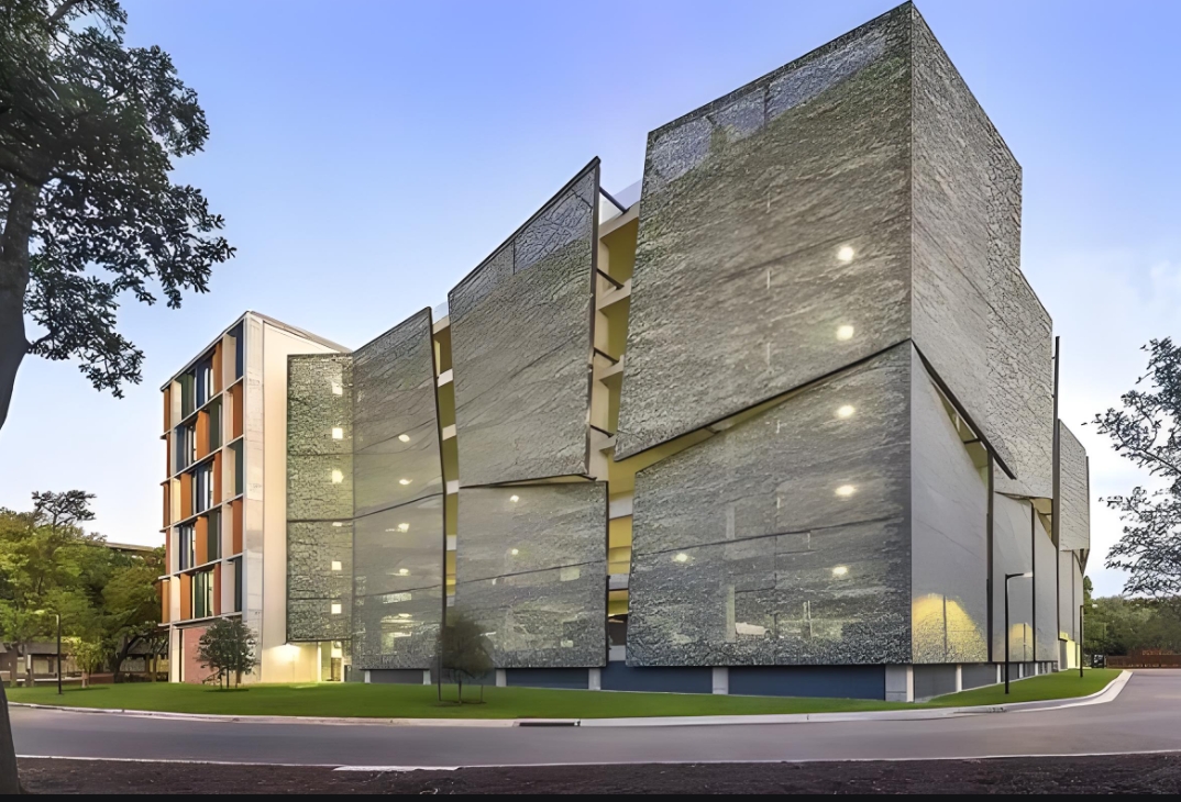 索膜結(jié)構(gòu)安裝工程什么樣？