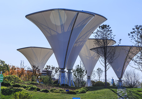 膜結(jié)構(gòu)地下車庫入口的特點/優(yōu)勢有哪些？